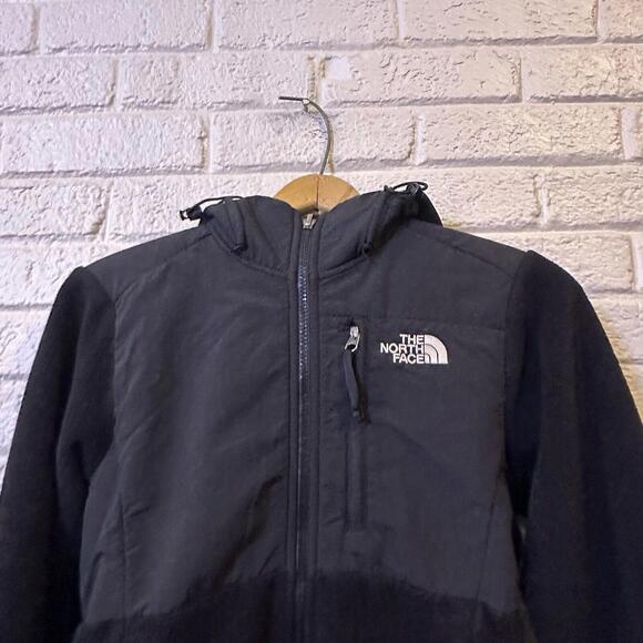 The North Face Jackets & Blazers - North‎ Face Women's Denali Hoodie Fleece Jacket Coat Black Sz XS Full Zip